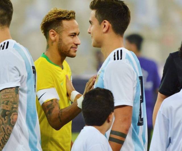 官方网站-内马尔回归赛场，比分优势明显首场状态亮眼，利物浦观众沸腾！的简单介绍-官方网站